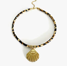 Load image into Gallery viewer, Leopard Charm Necklace
